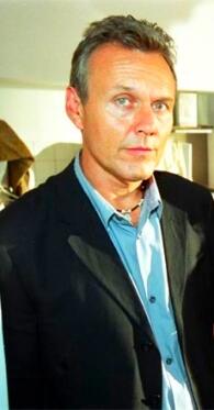Giles · Actors