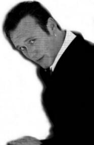 Giles · Actors